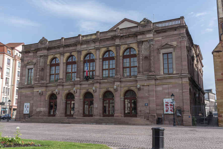 Francia - Alsacia 201 - Colmar - Teatro Municipal.jpg